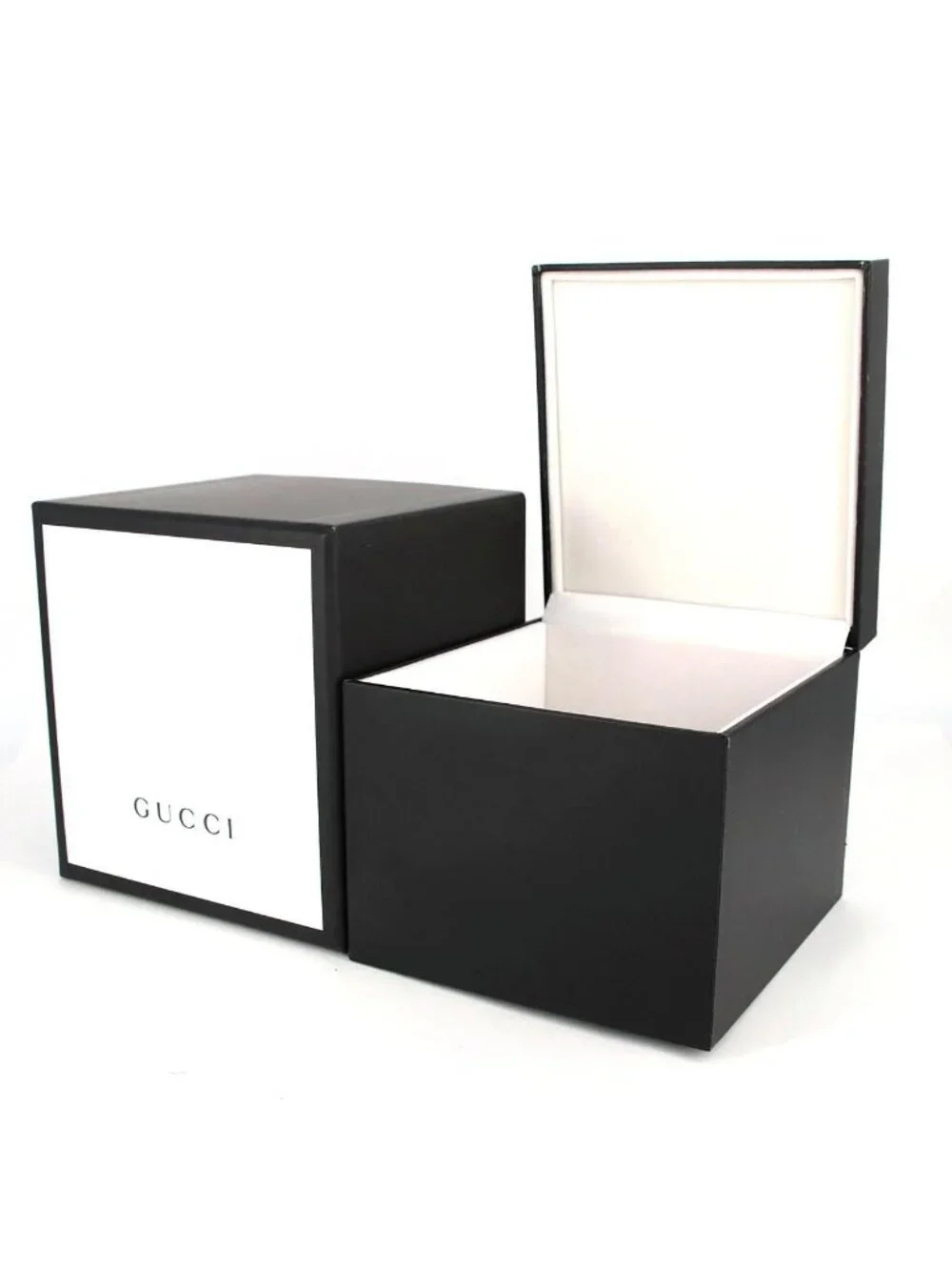 Gucci Timeless 126.5 Quartz Watch